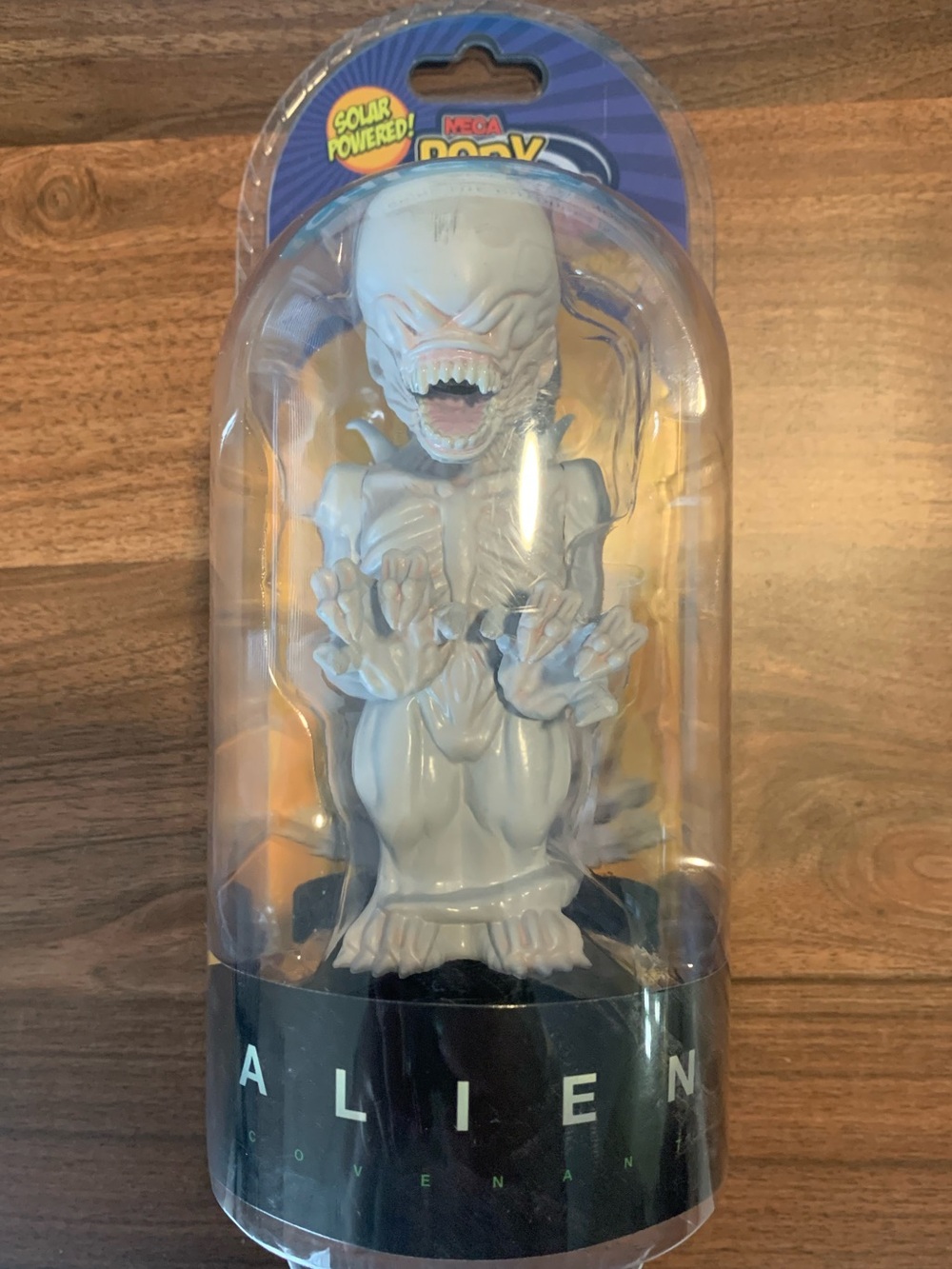 Alien Covenant Neomorph Solar Powered Figure - Rocks Back and Forth
